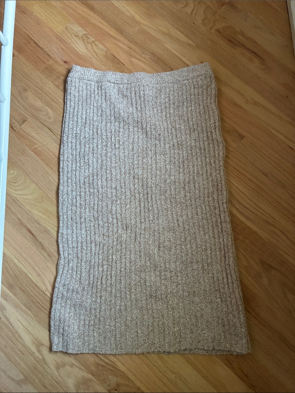 Oatmeal silk/ angora pencil skirt (m)